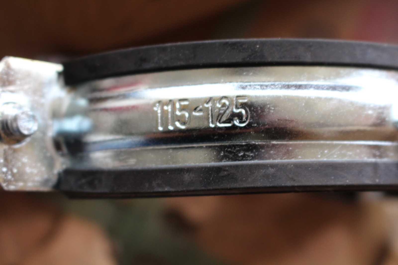 Würth gumis légtechnikai csőbilincs, átmérő: 115-125mm és 112 mm 8