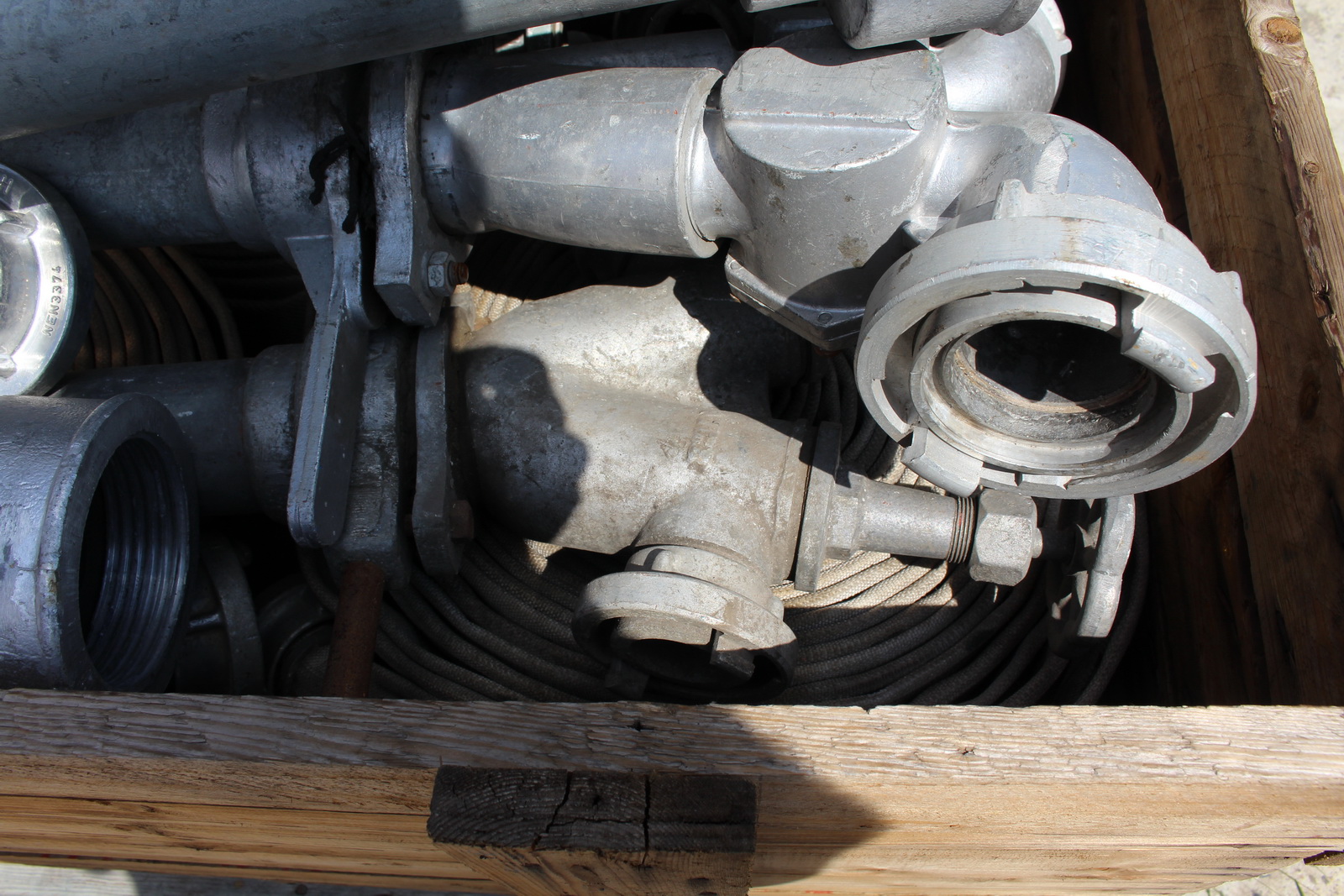 Használt tűzoltó tömlők és tartozékai 4