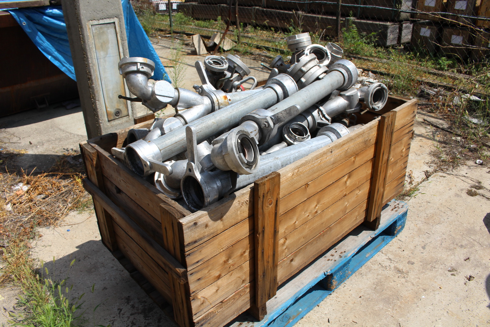 Használt tűzoltó tömlők és tartozékai 6