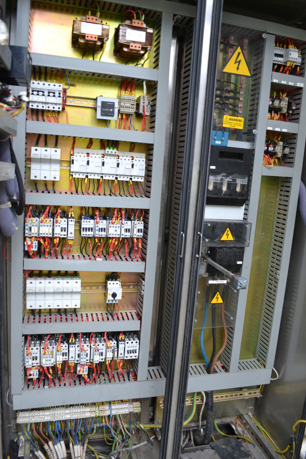 Kapcsolószekrények 5