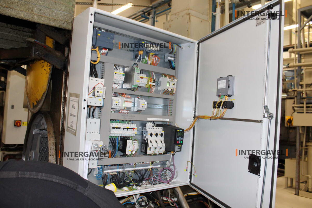 Pácoló berendezés 9