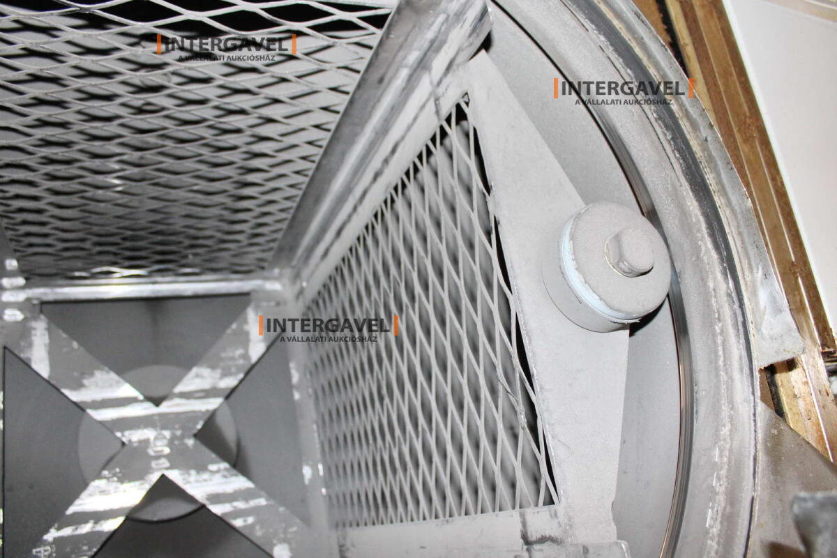 Pácoló berendezés 15