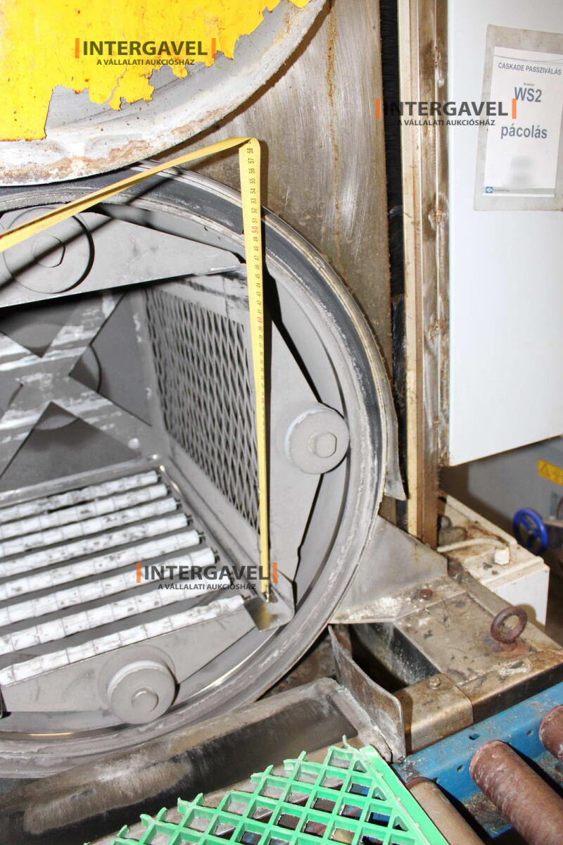 Pácoló berendezés 17