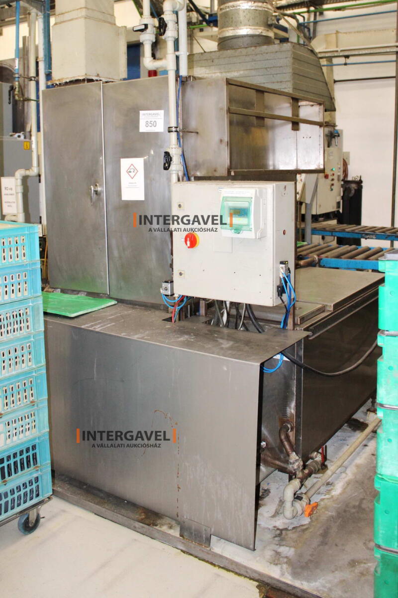 Pácoló berendezés 24