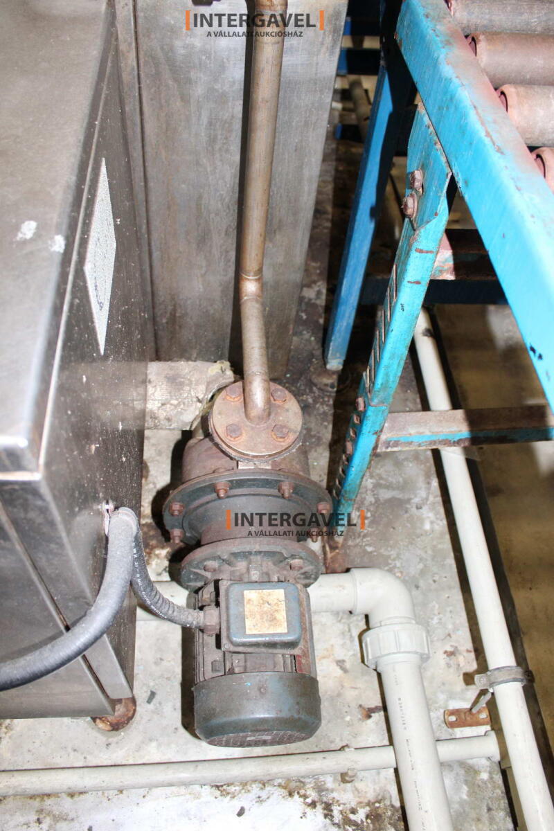 Pácoló berendezés 26