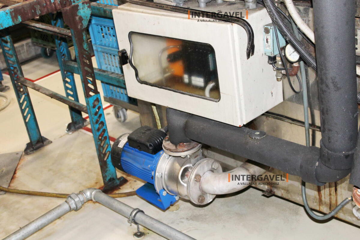 Polimerizáló berendezés 16