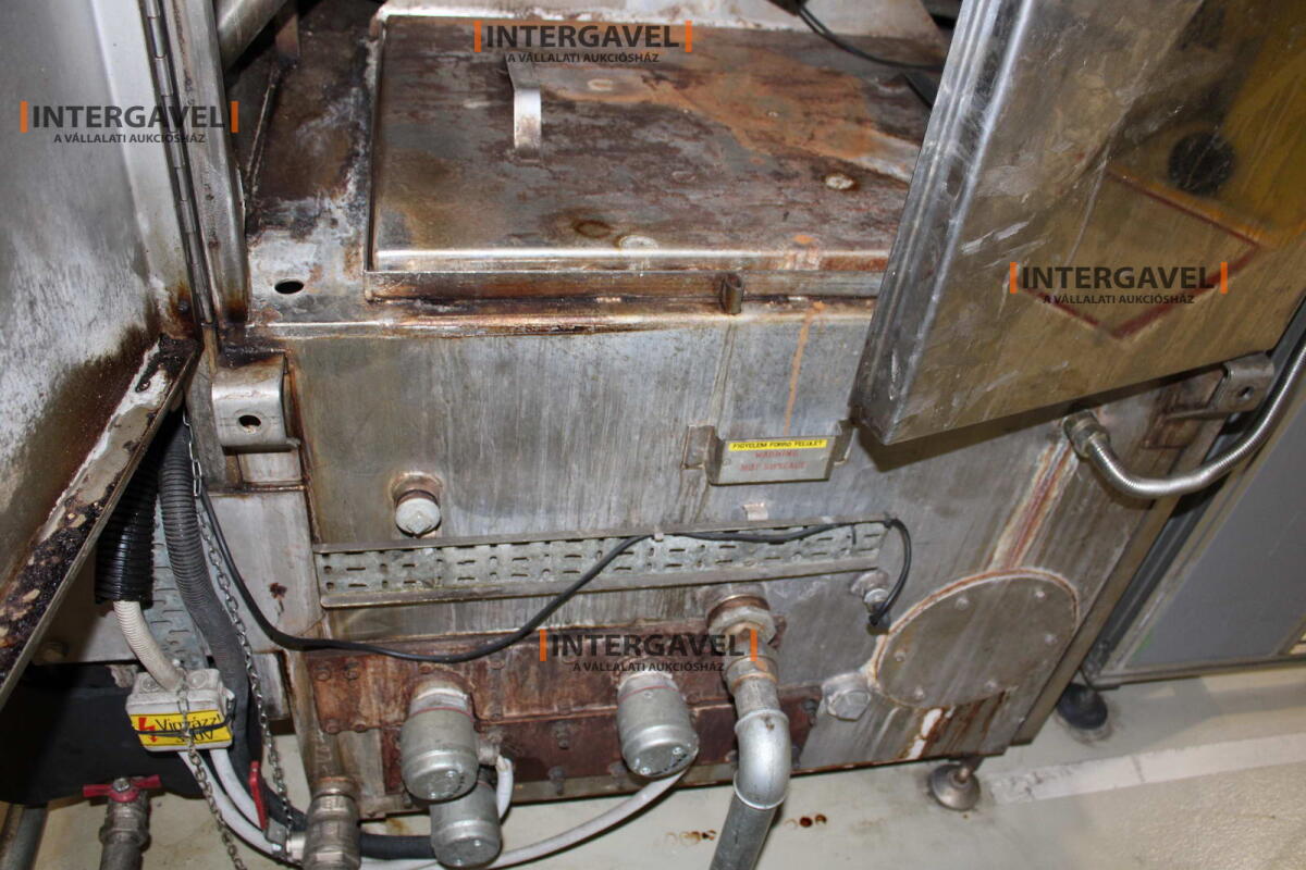 Polimerizáló berendezés 19