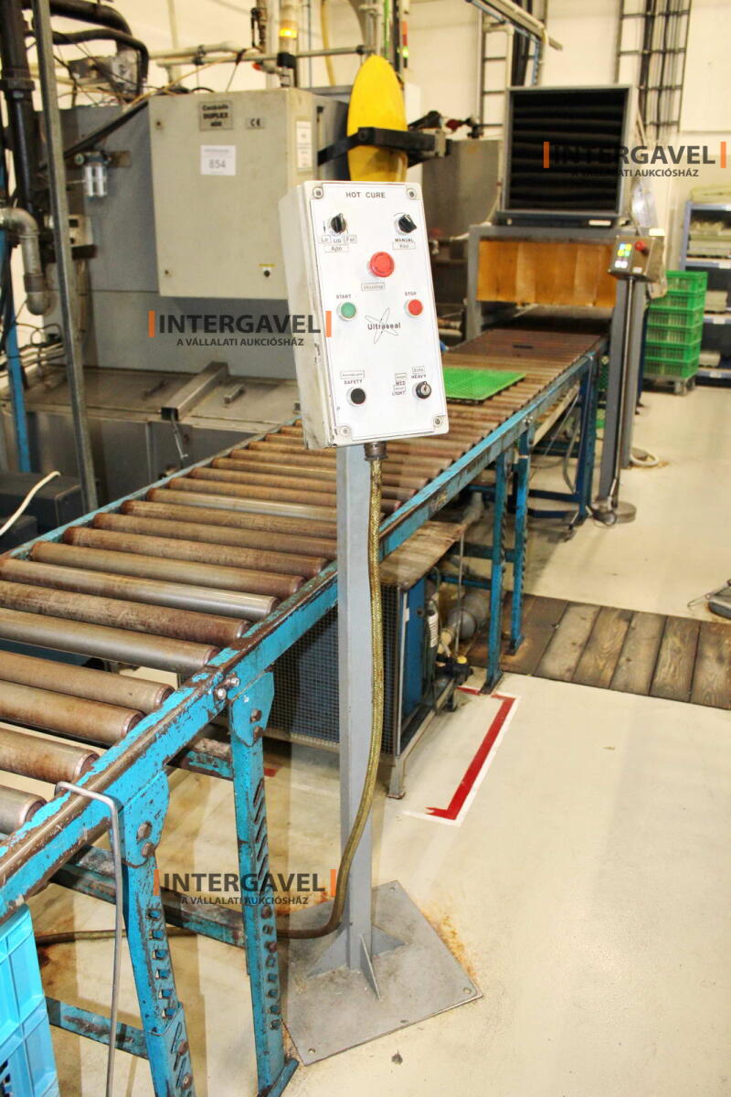 Polimerizáló berendezés 20