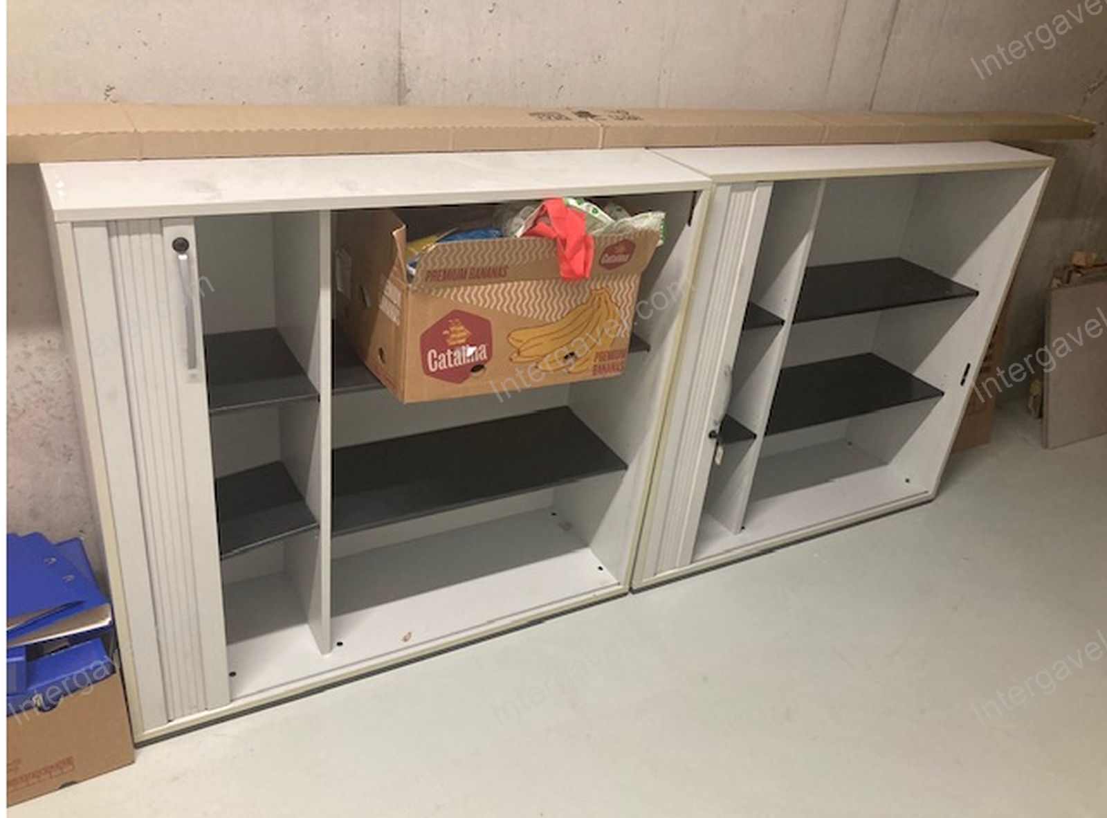 Rolós szekrény (szürkésfehér) 2