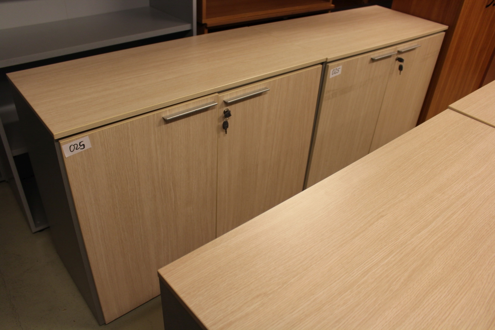 Szekrények és polcok 2