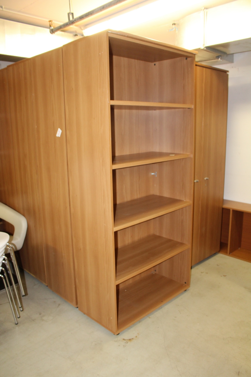 Szekrények és polcok 1