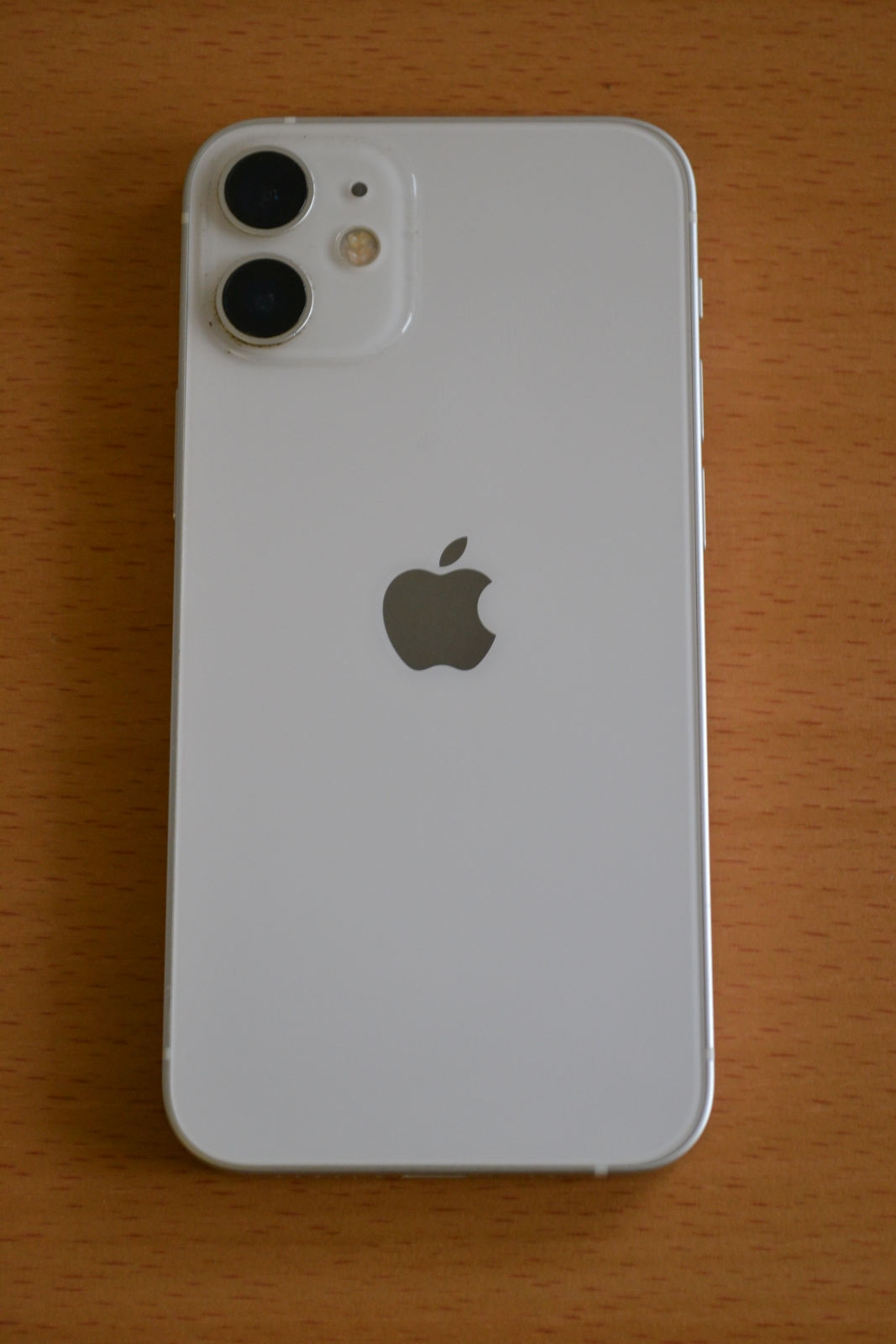 iPhone 12 mini 4