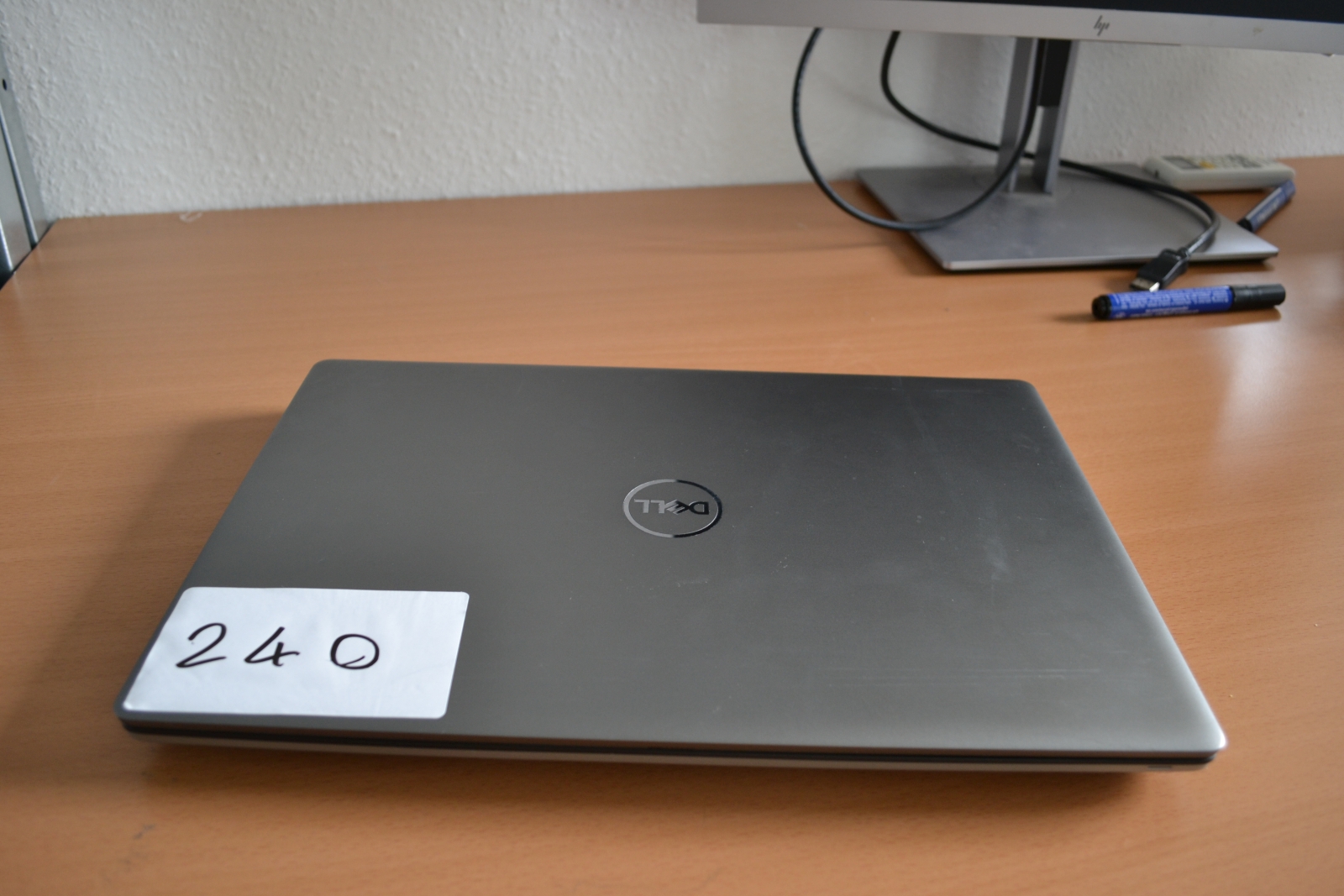 Dell Precision 7560 2