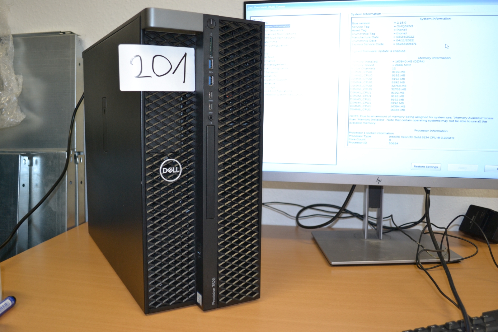 Dell Precision 7820 - Munkaállomás 2