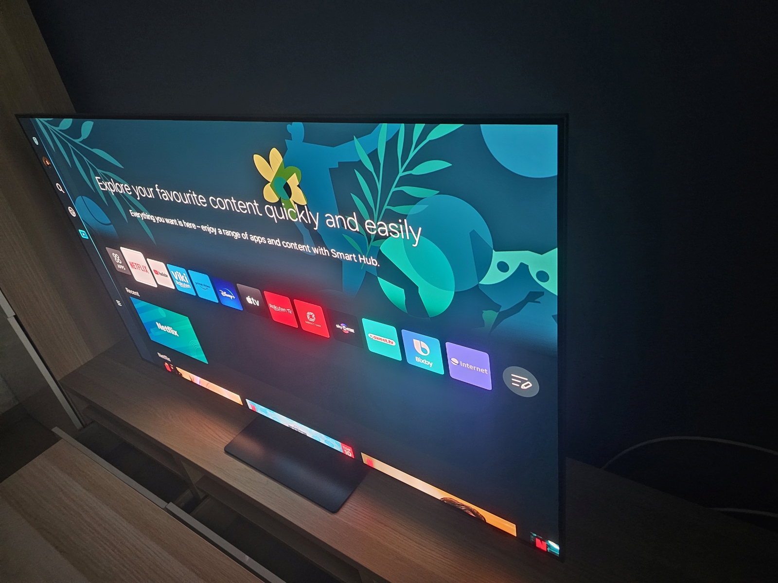 Samsung 55" S95C OLED 4K HDR Smart TV 4