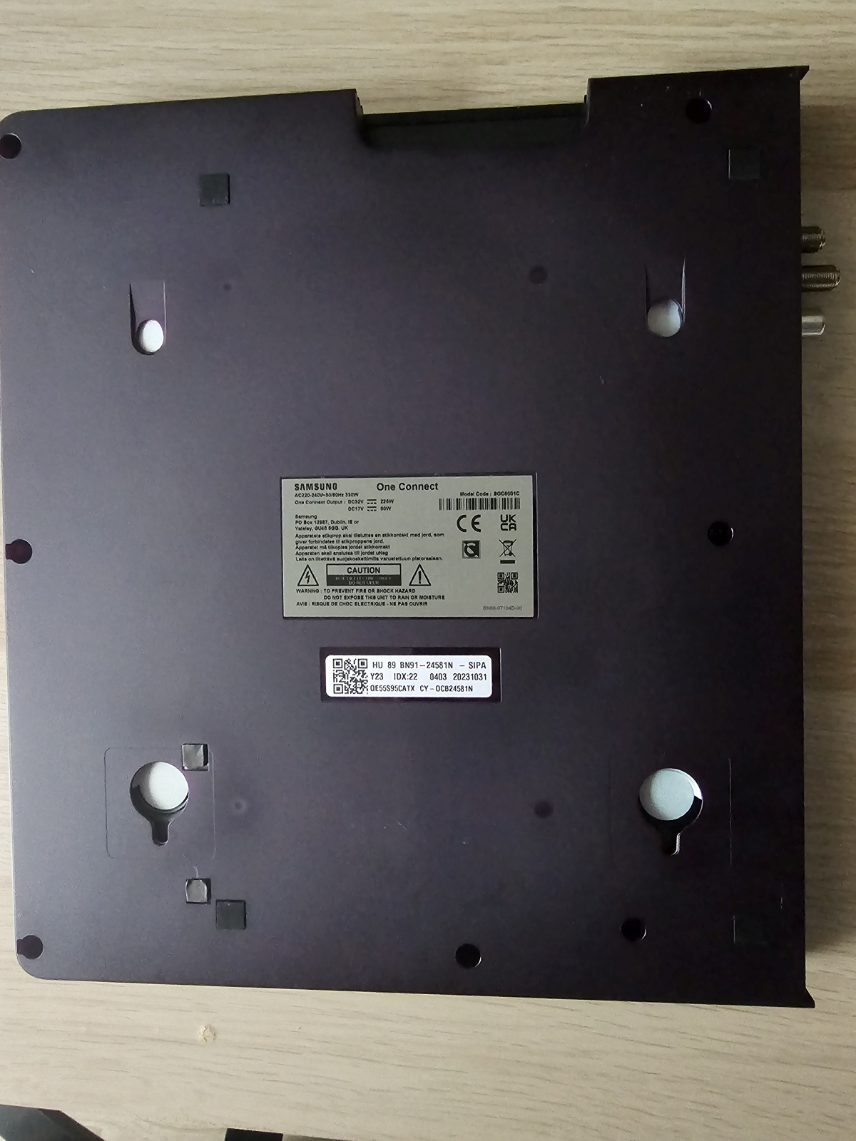 Samsung 55" S95C OLED 4K HDR Smart TV 9