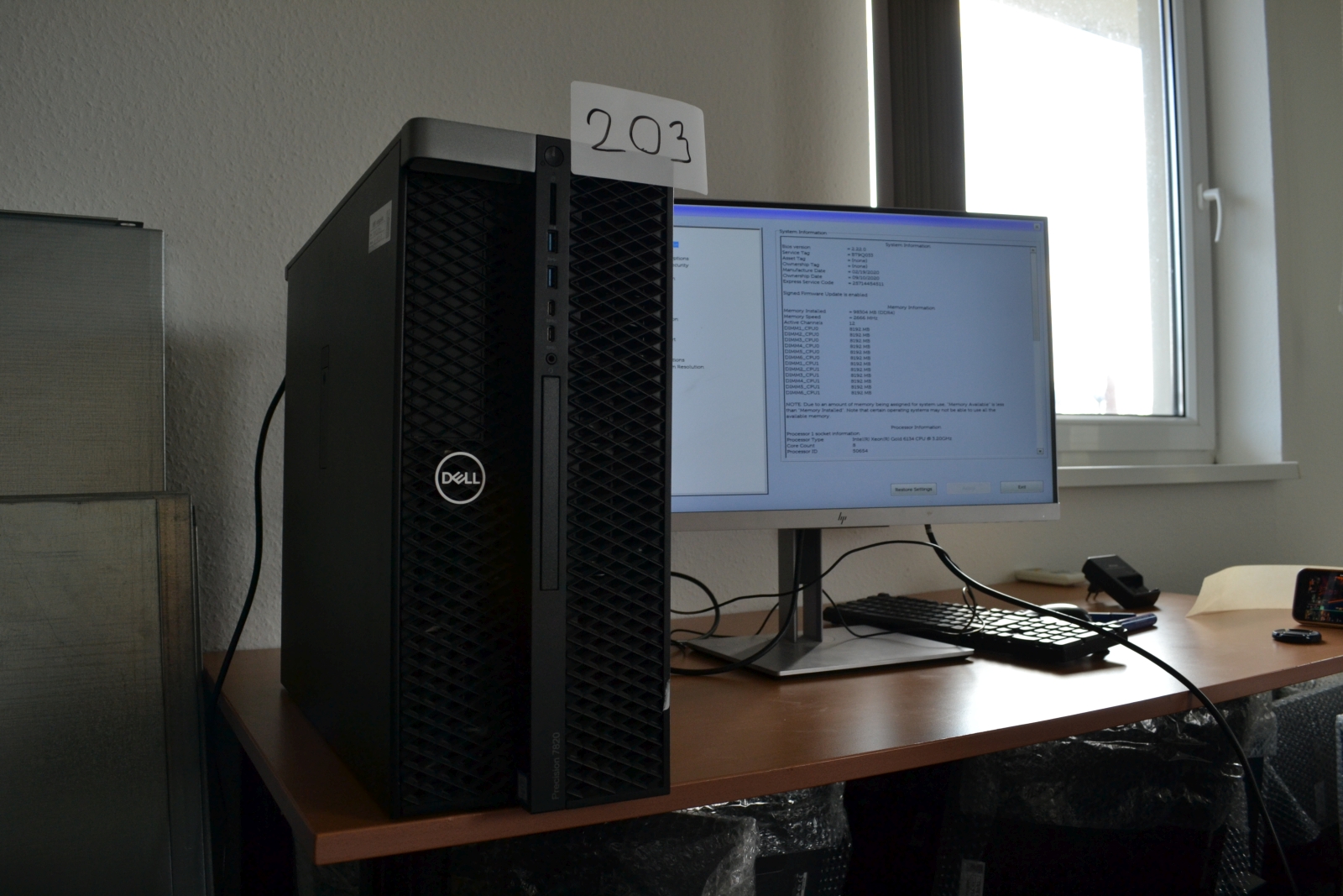 Dell Precision 7820 - Munkaállomás 2