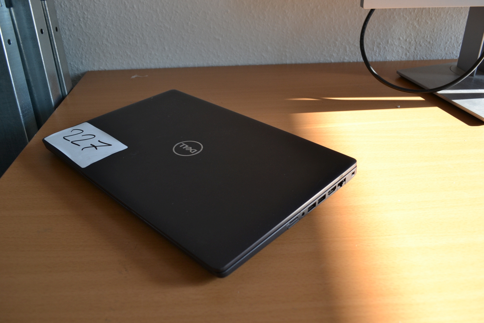 Dell Latitude 5400 - Laptop 3