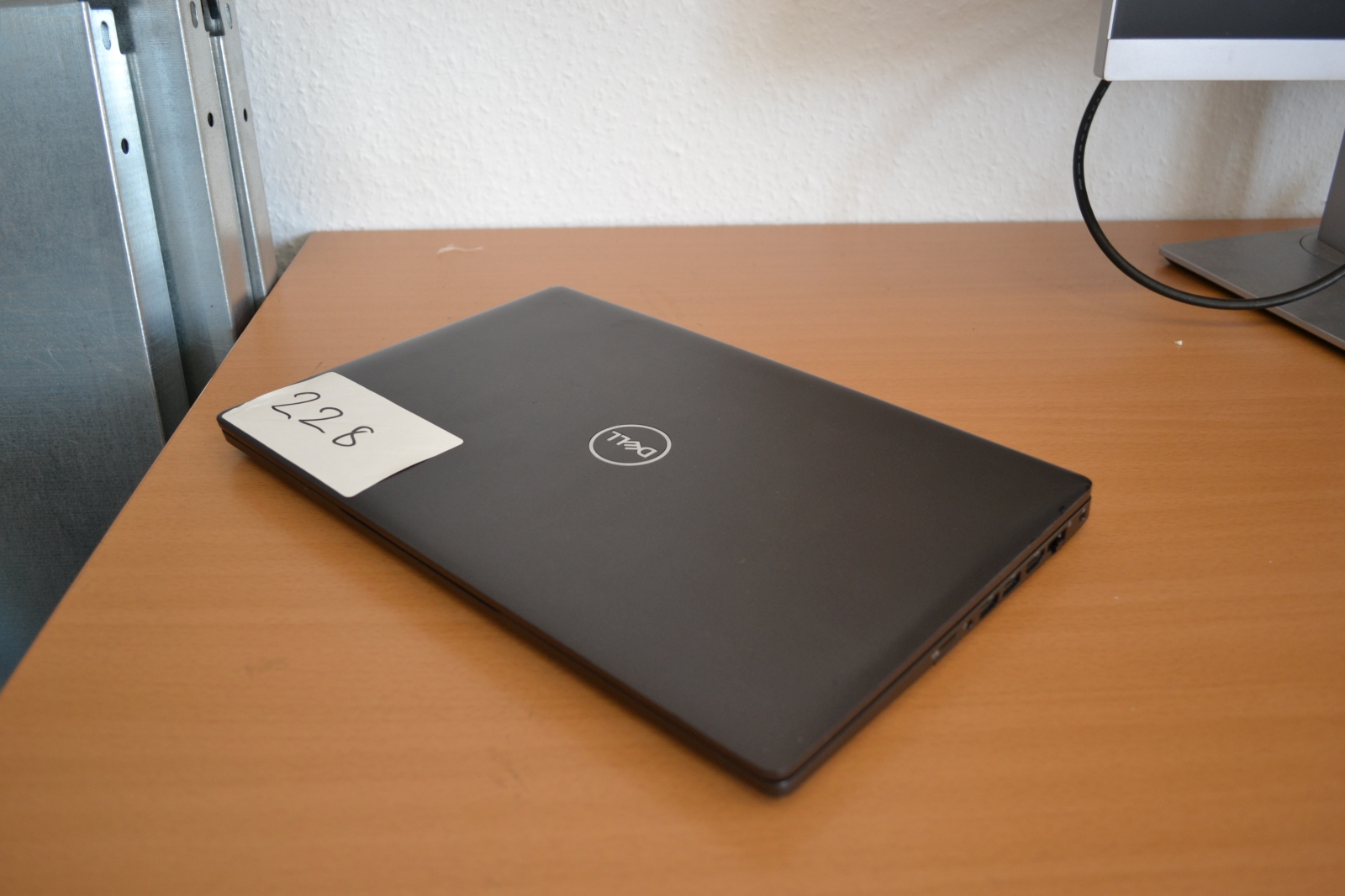 Dell Latitude 5400 - Laptop 3