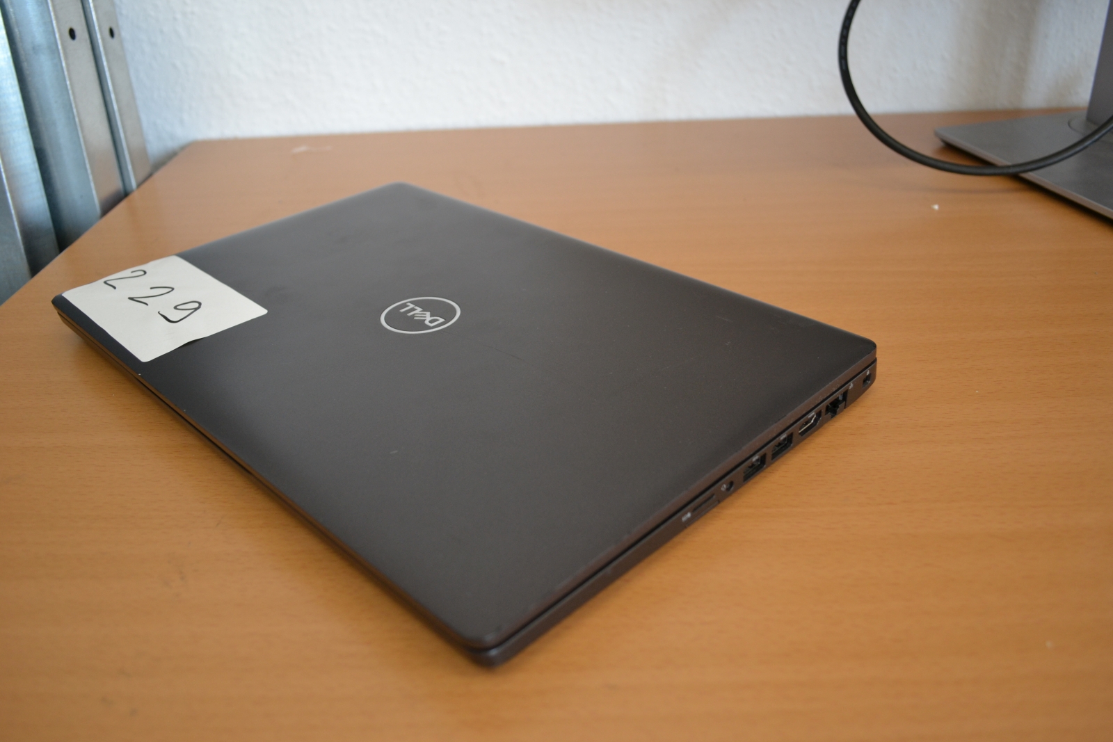 Dell Latitude 5400 - Laptop 3