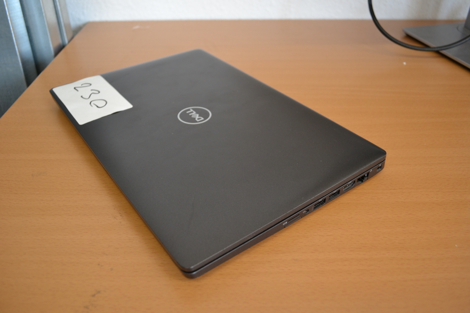 Dell Latitude 5400 - Laptop 3