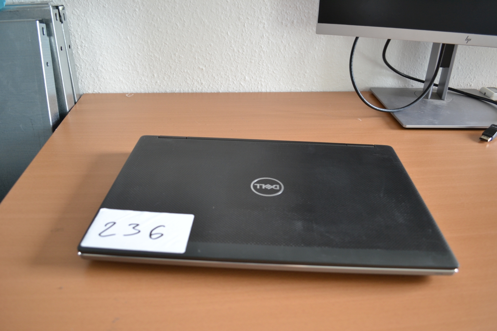 Dell Precision 7540 2