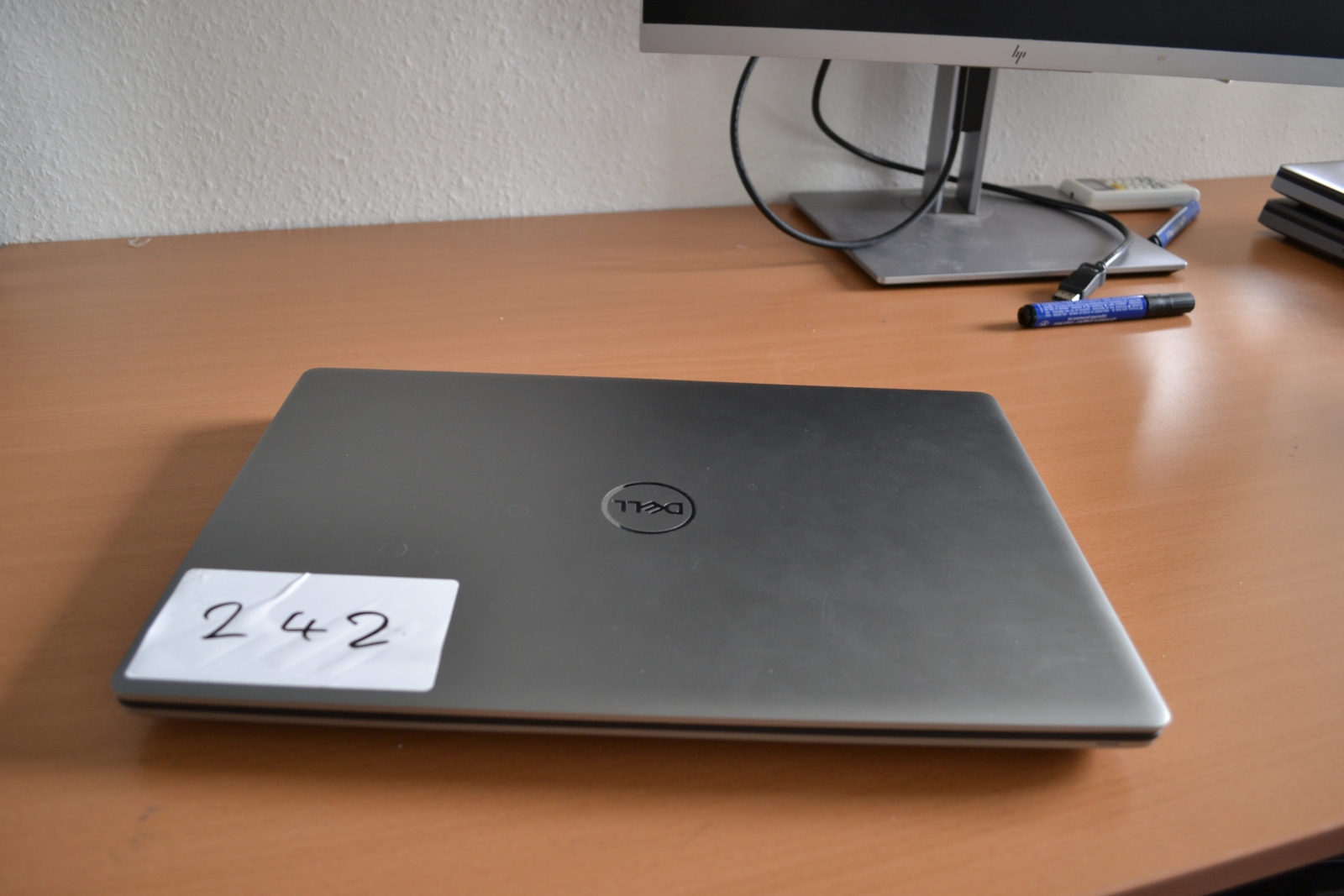 Dell Precision 7560 2