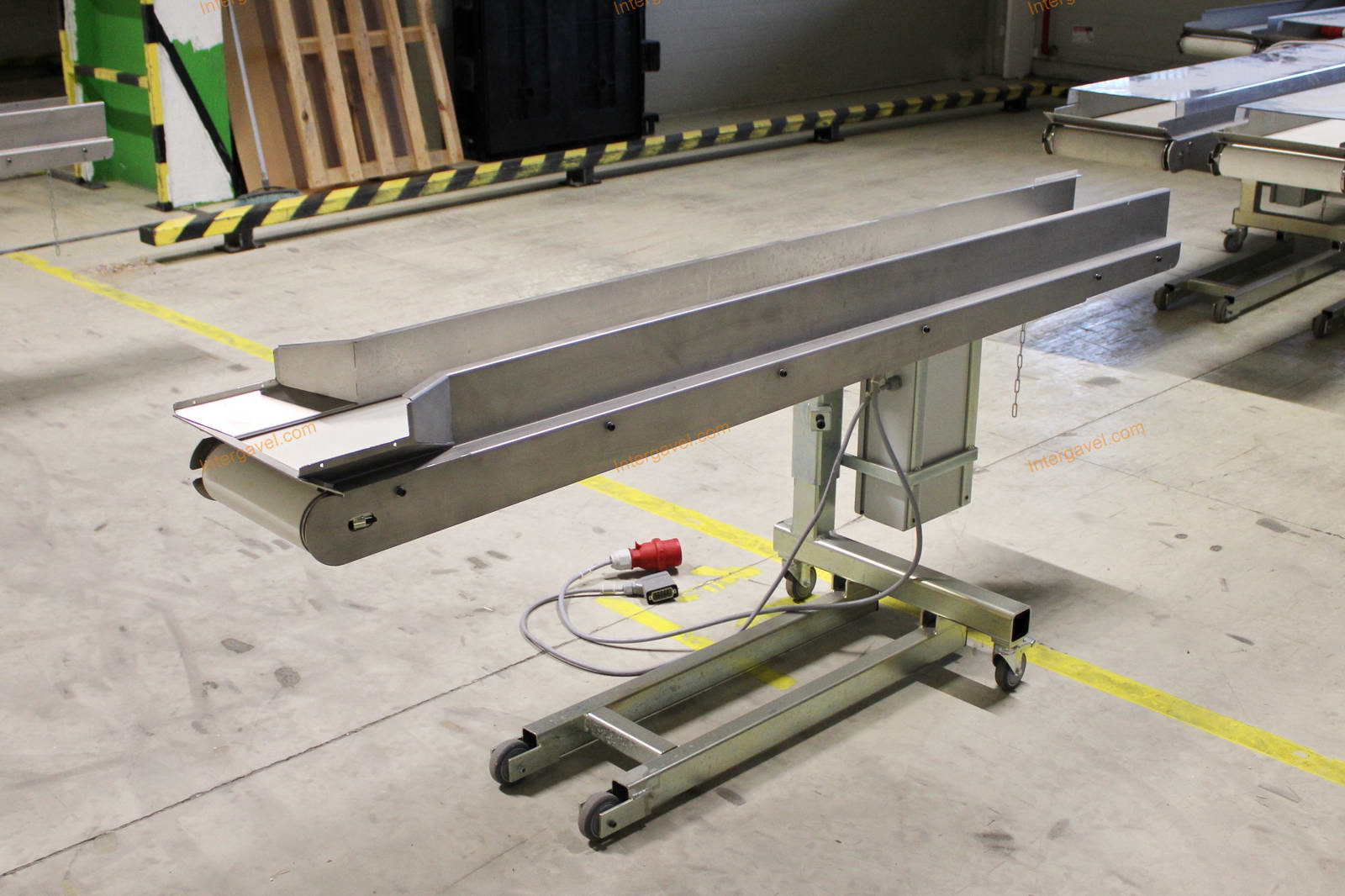 Szállító szalag - teljes hossz: 1,94 m 3