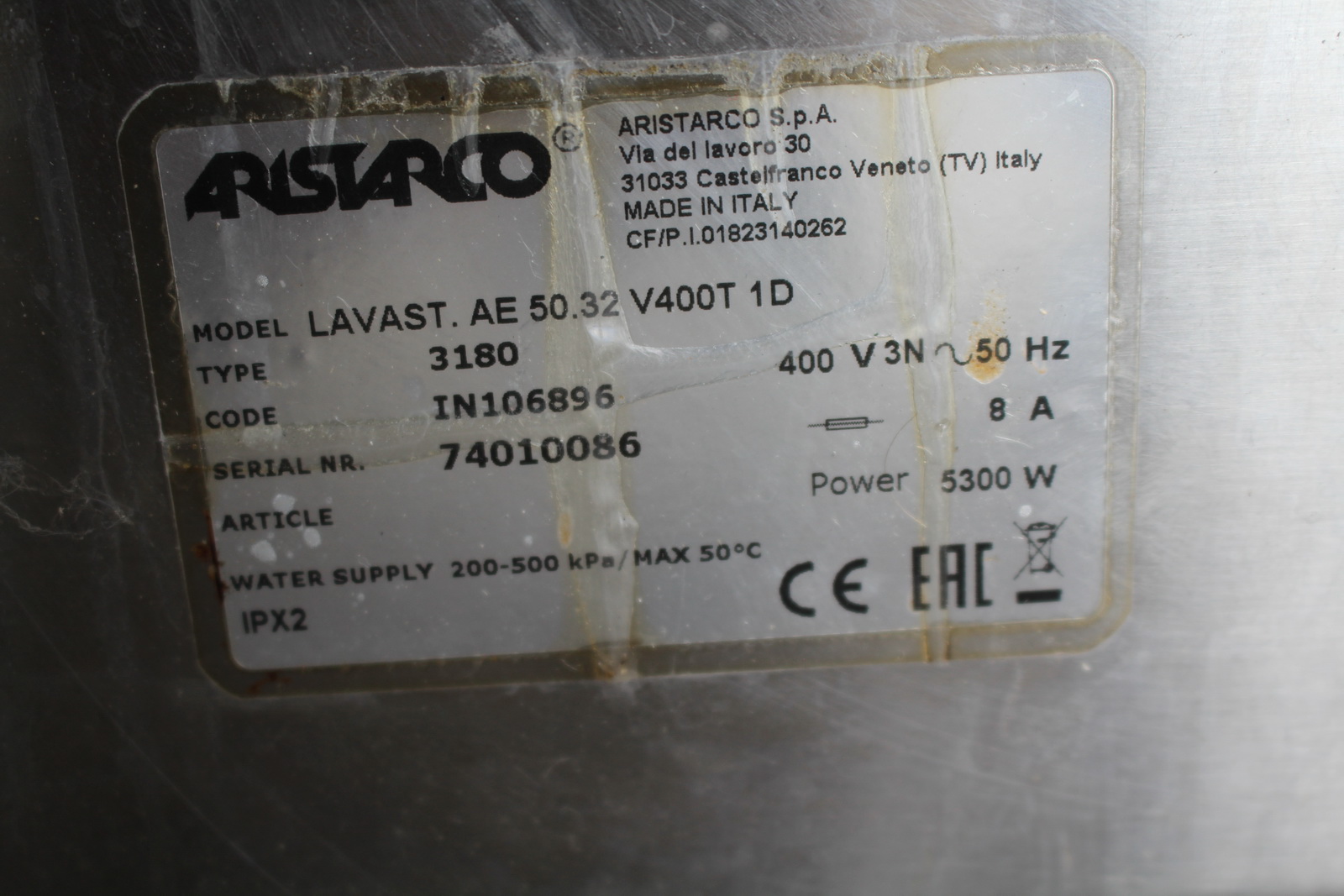 Pult mosogatógépekkel 3