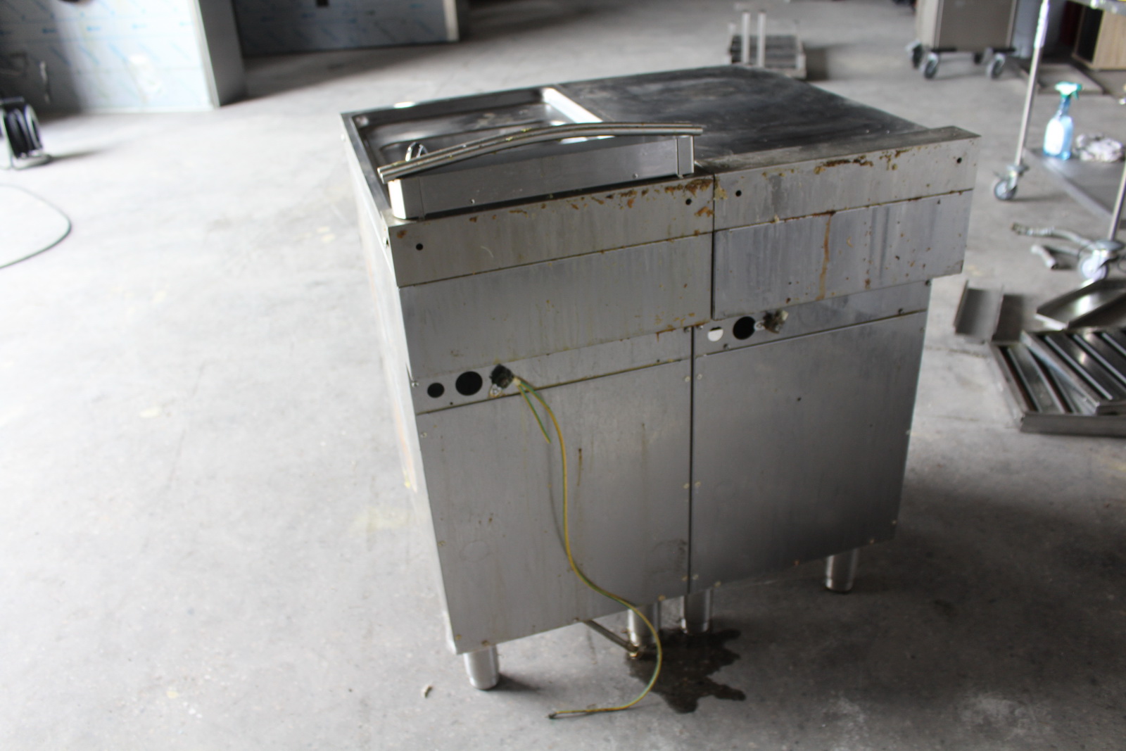 Tésztafőző és semleges pult 6