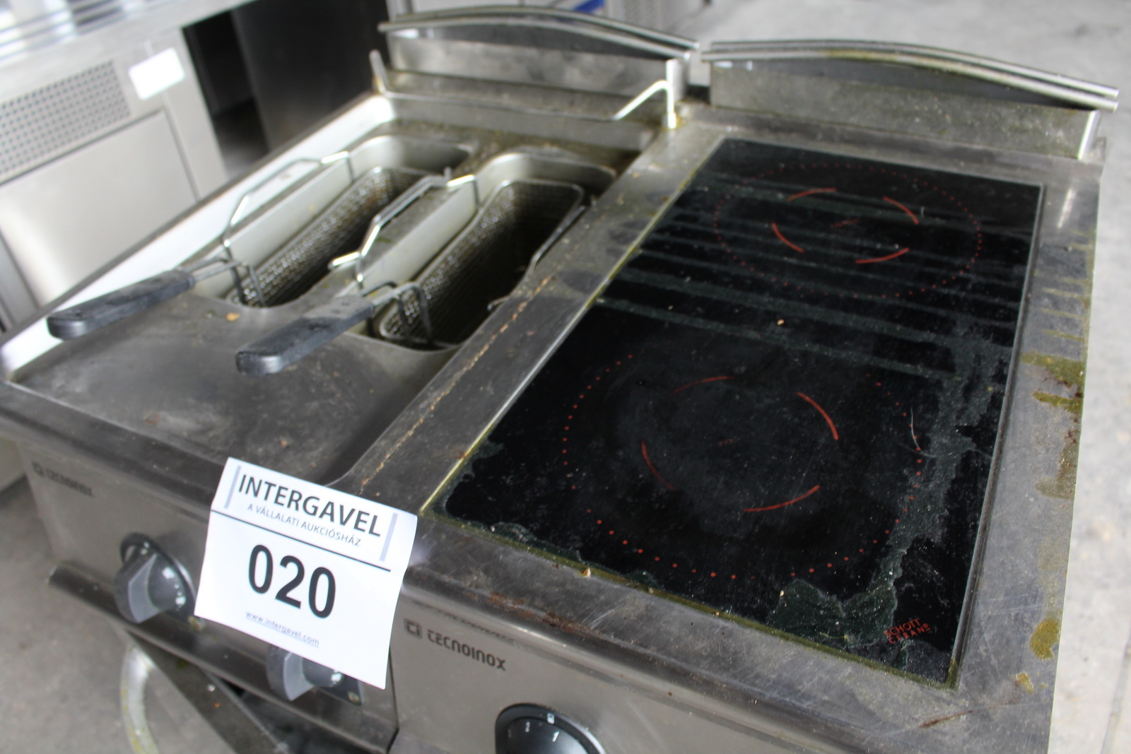 Indukciós főzőlap és fritőz 5