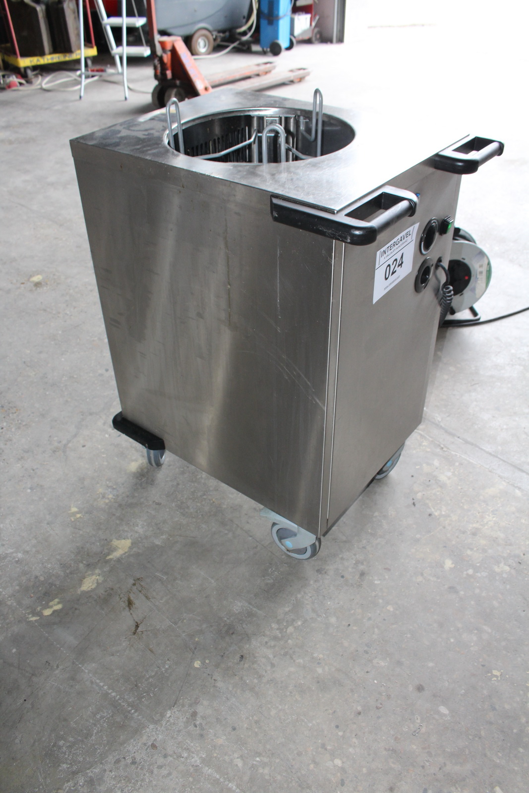 Tányérmelegentartó 4