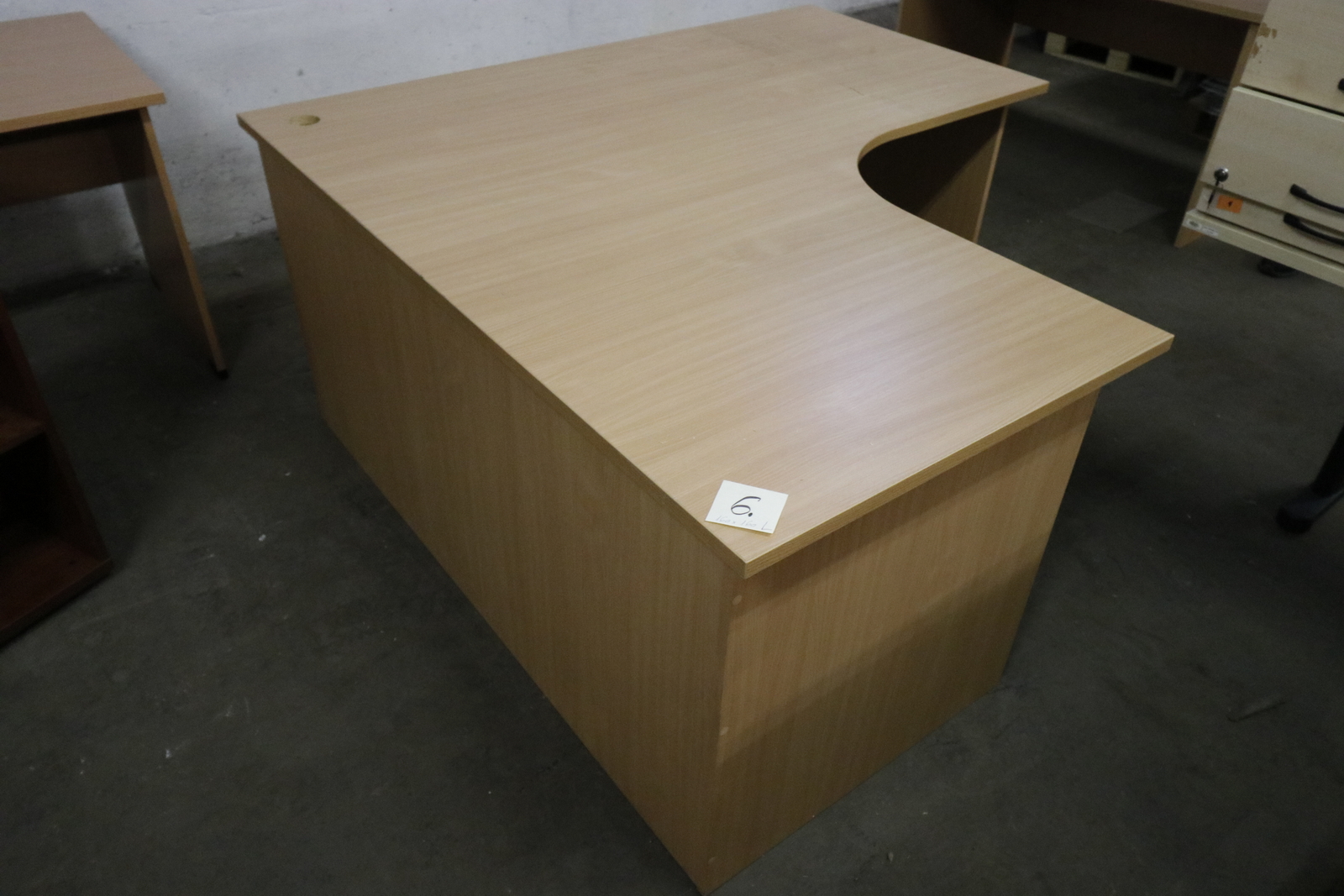 L-alakú íróasztal 2