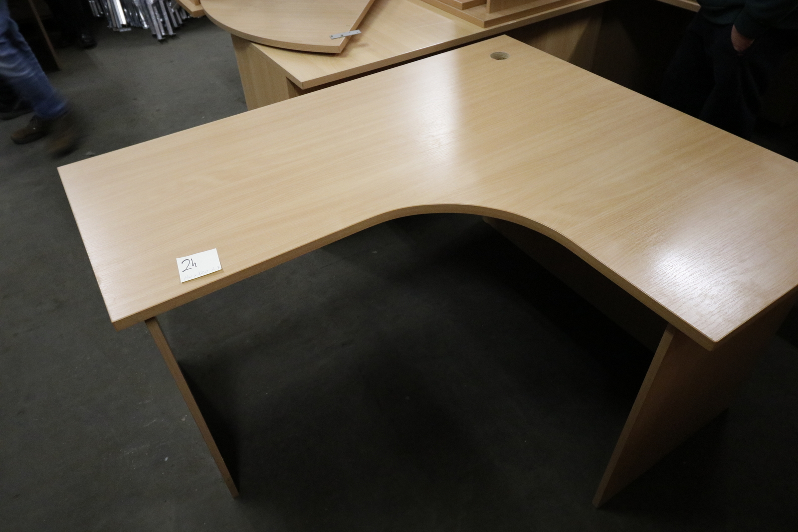 L-alakú íróasztal 2