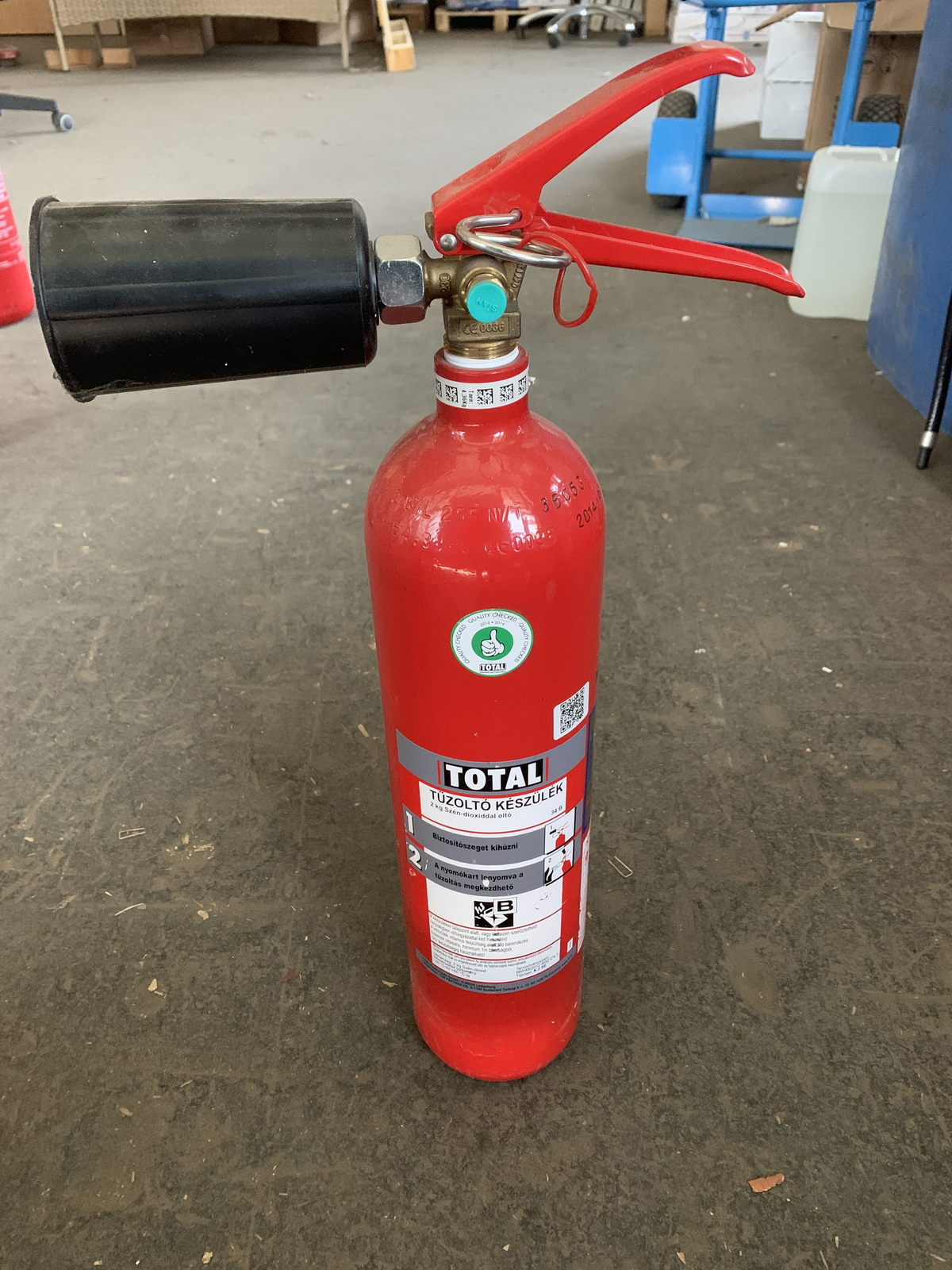 Tűzoltókészülék (több fajta) 8