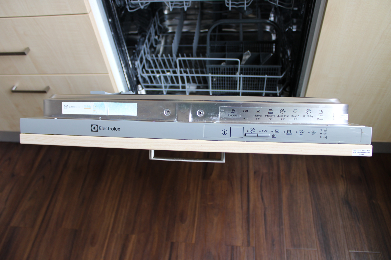 Konyhabútor és gépek 7