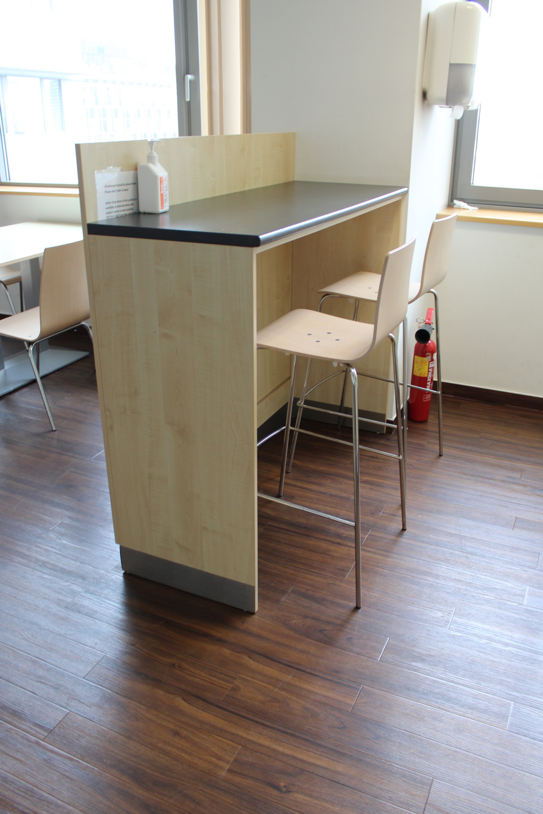 Konyhabútor és gépek 3