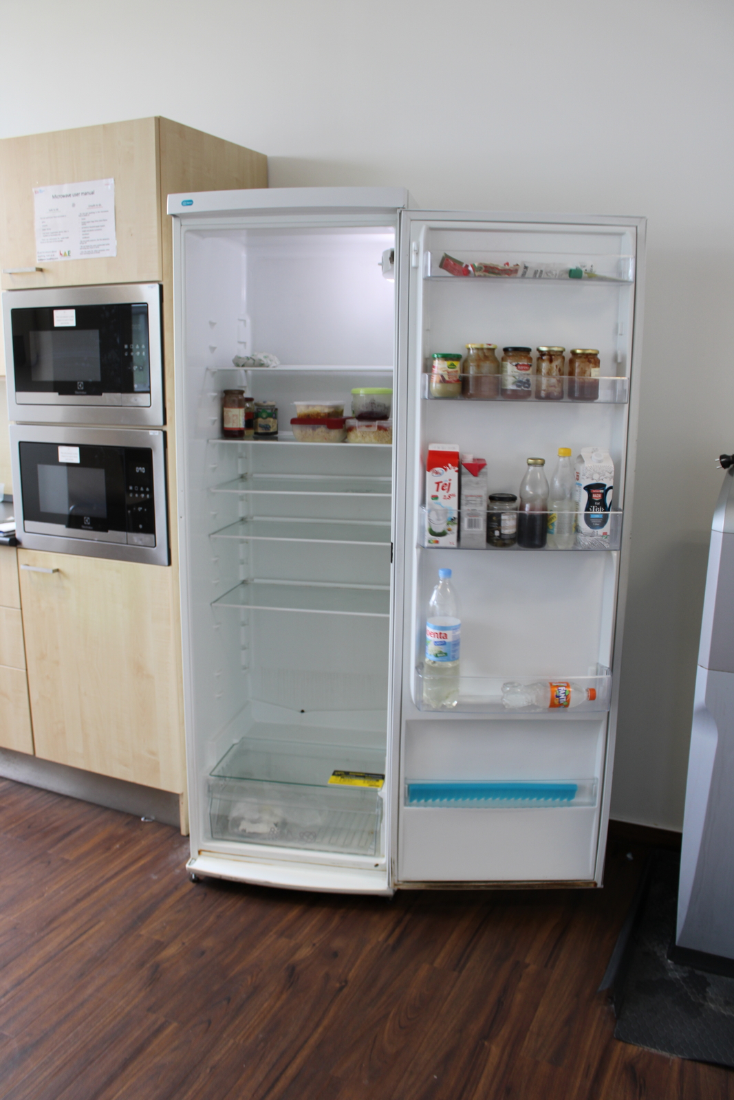 Konyhabútor és gépek 12