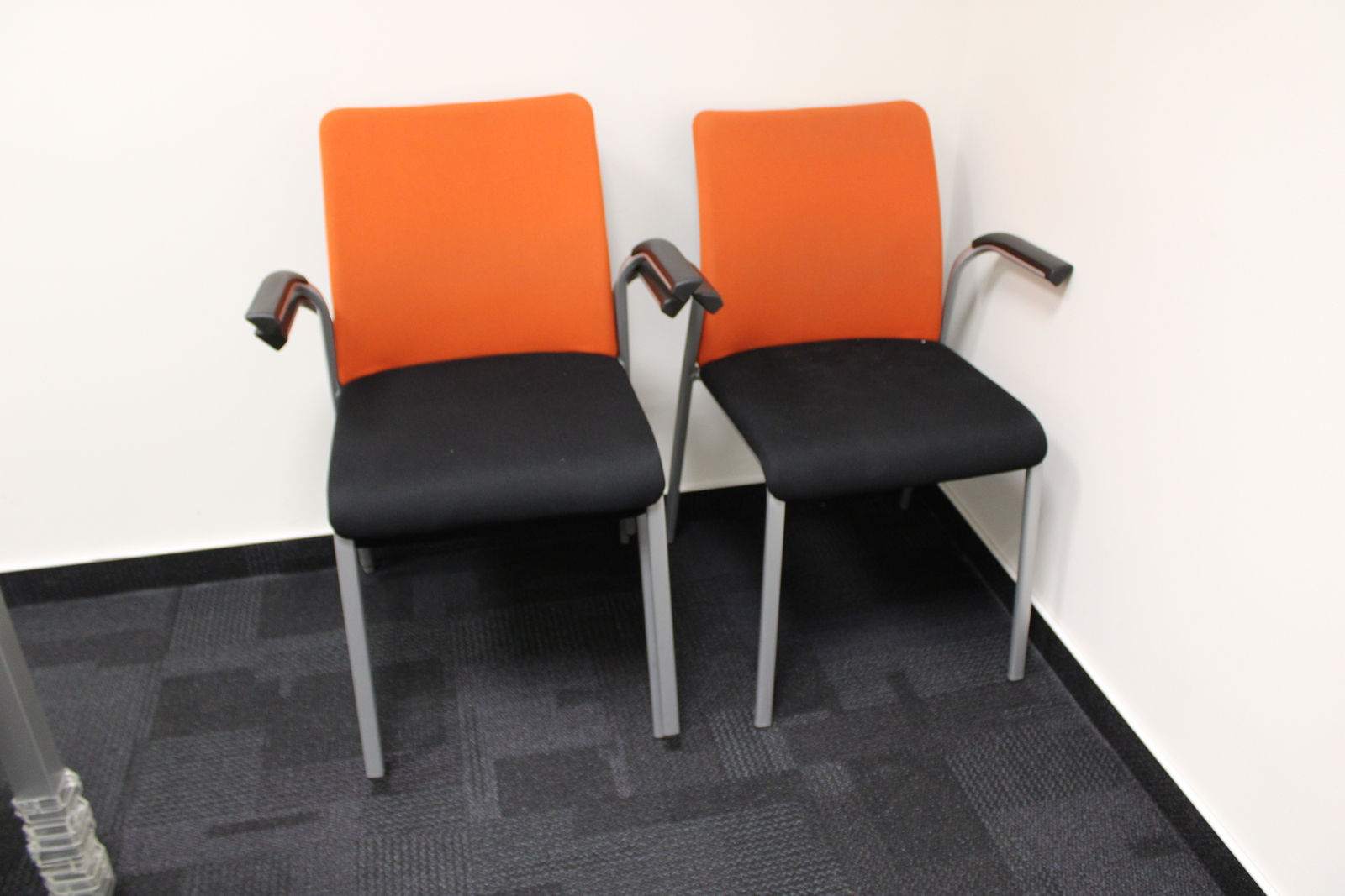 Tárgyalószék (narancs) 2