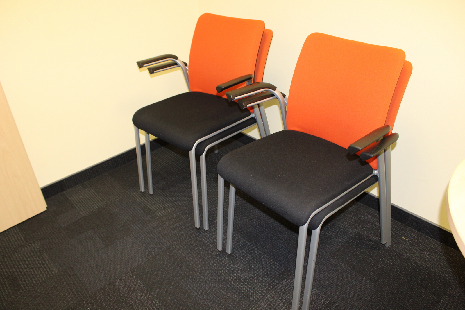 Tárgyalószék (narancs) 6