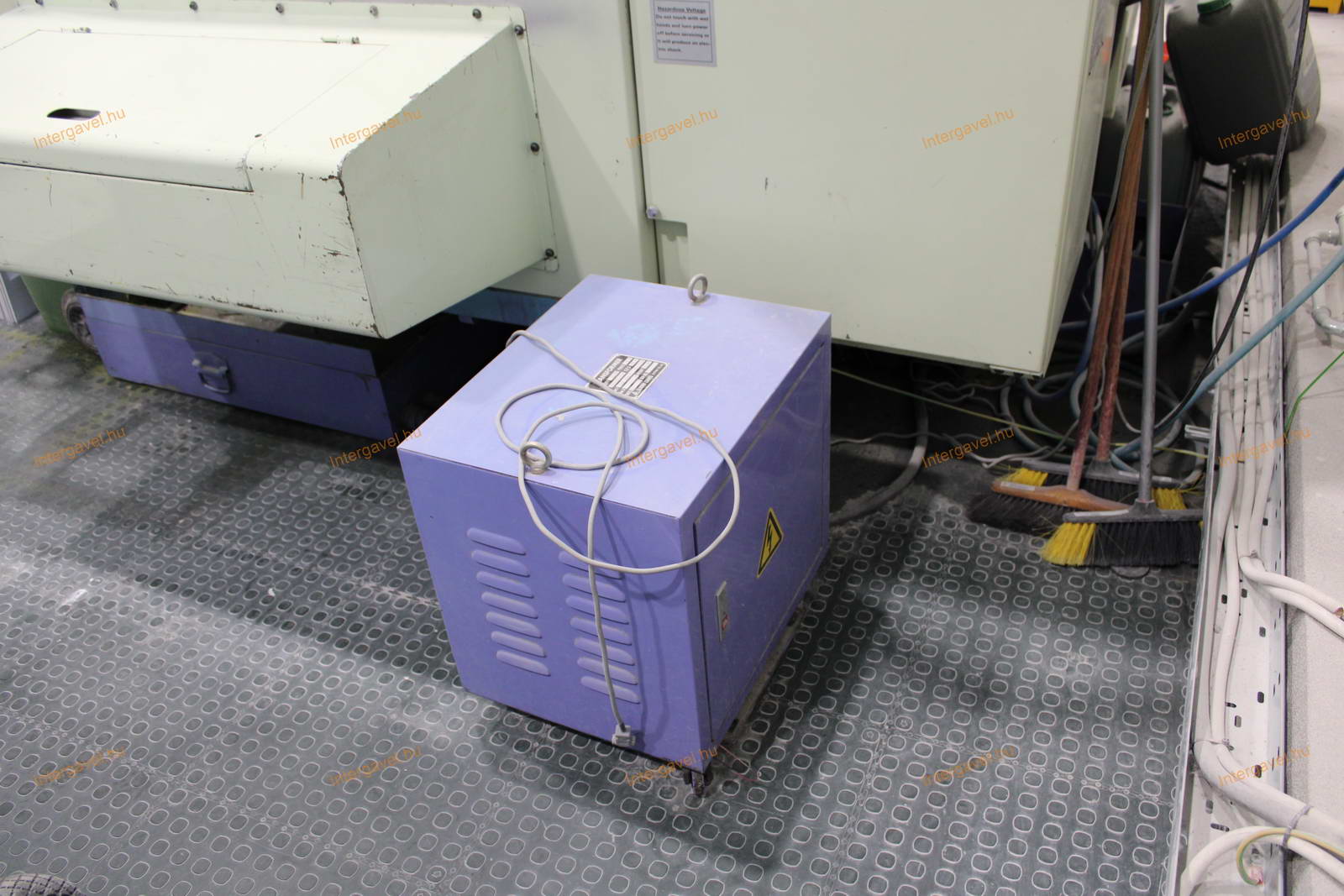 Megmunkáló központ 13