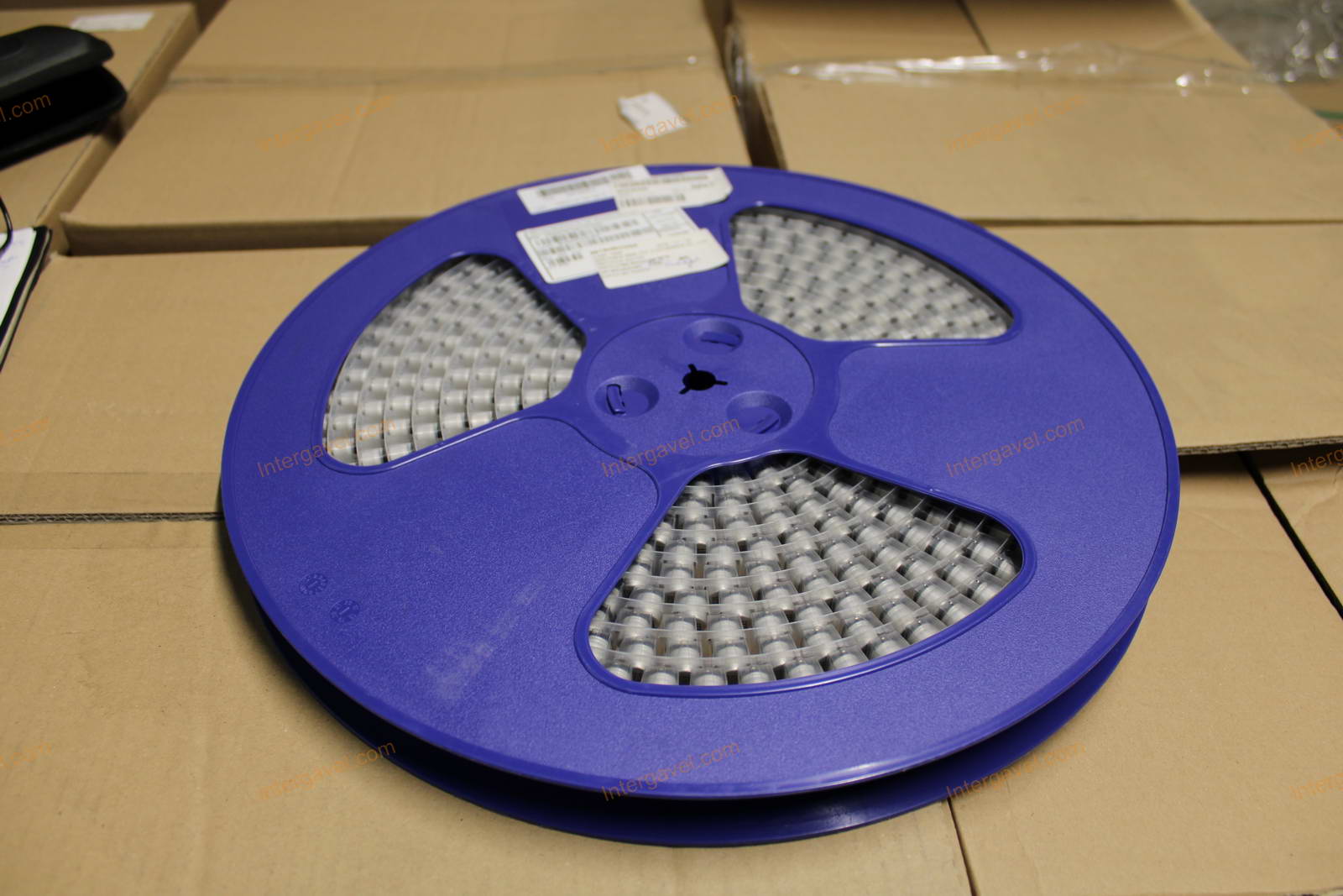 Elektronikai alkatrészek aukciója