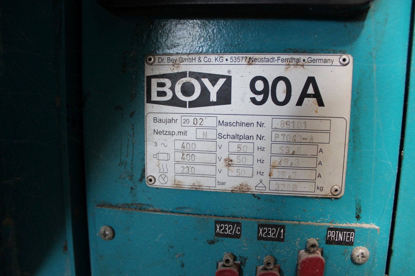 Injection molding machine 18