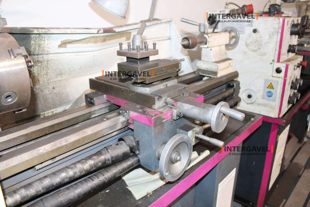 Eszterga - Optimum, TU 3008V 7