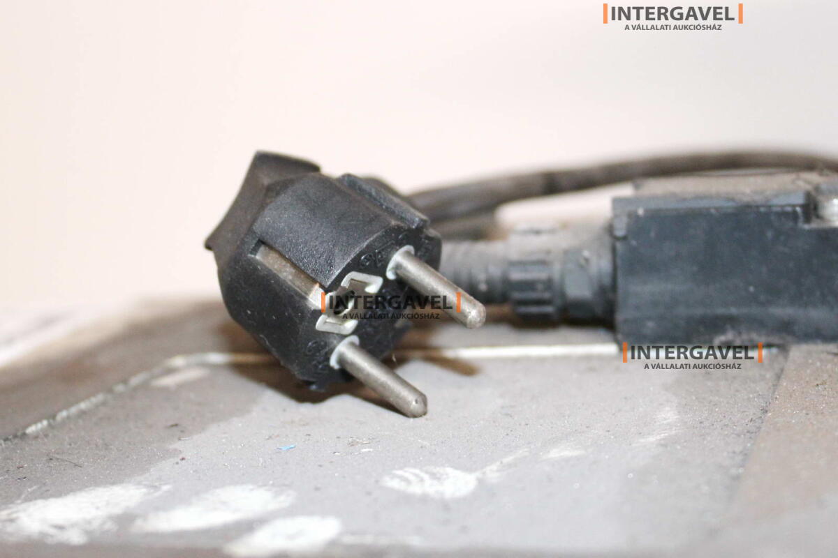 Eszterga - Optimum, TU 3008V 18