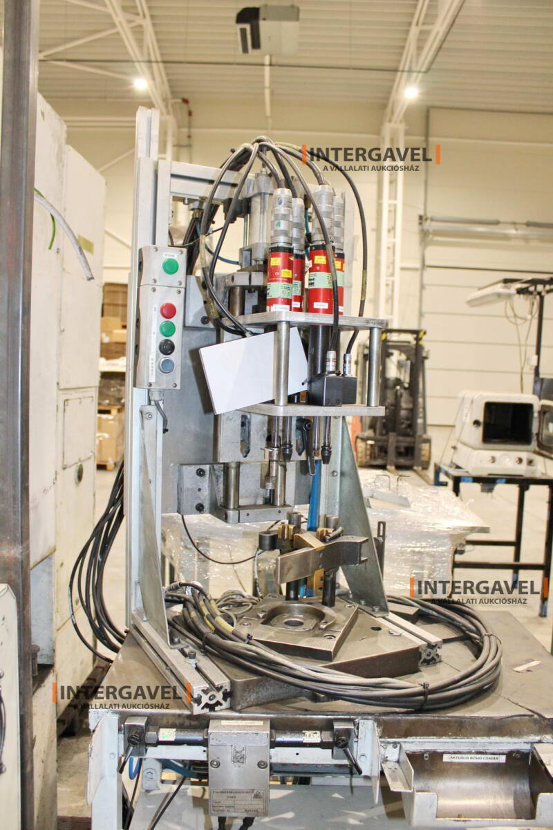 Csavarozó munkahely - Georges Renault 2