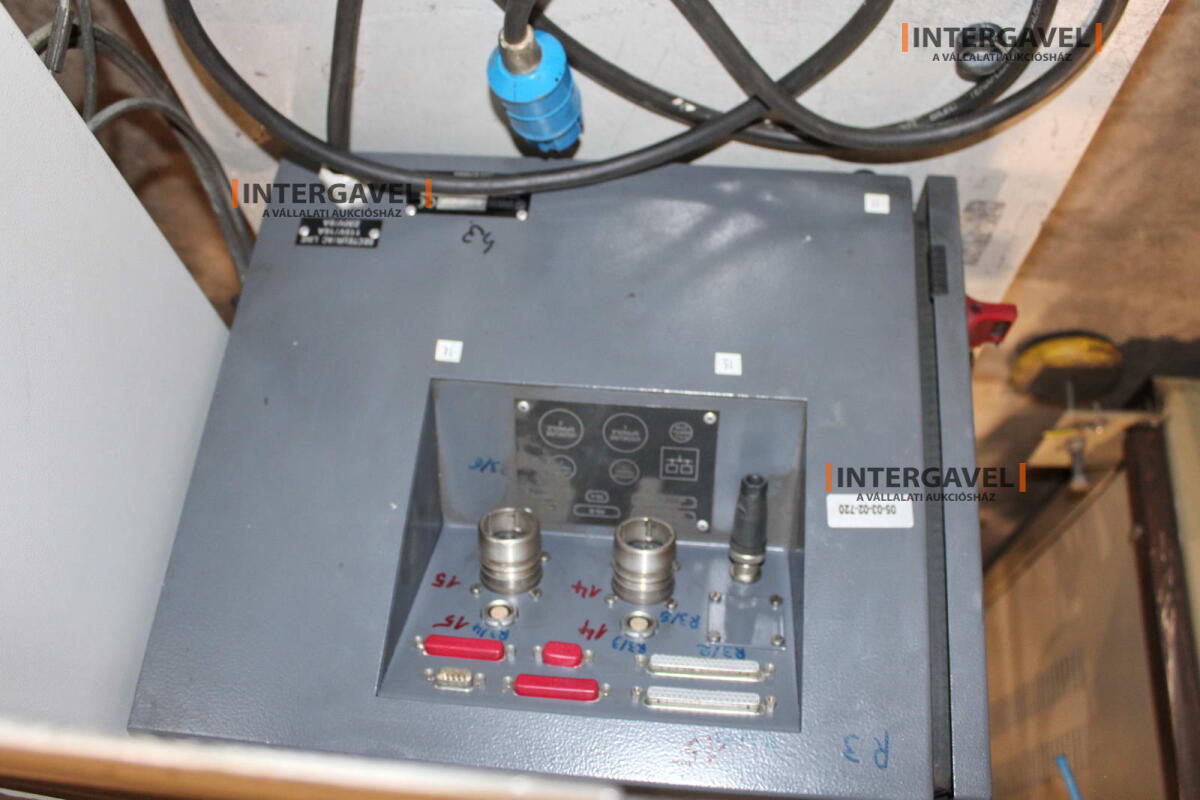 Csavarozó munkahely - Georges Renault 11