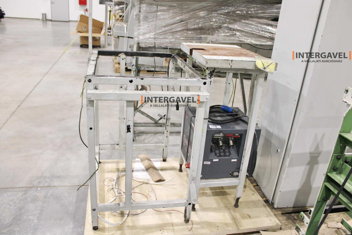 Csavarozó munkahely - Georges Renault 12