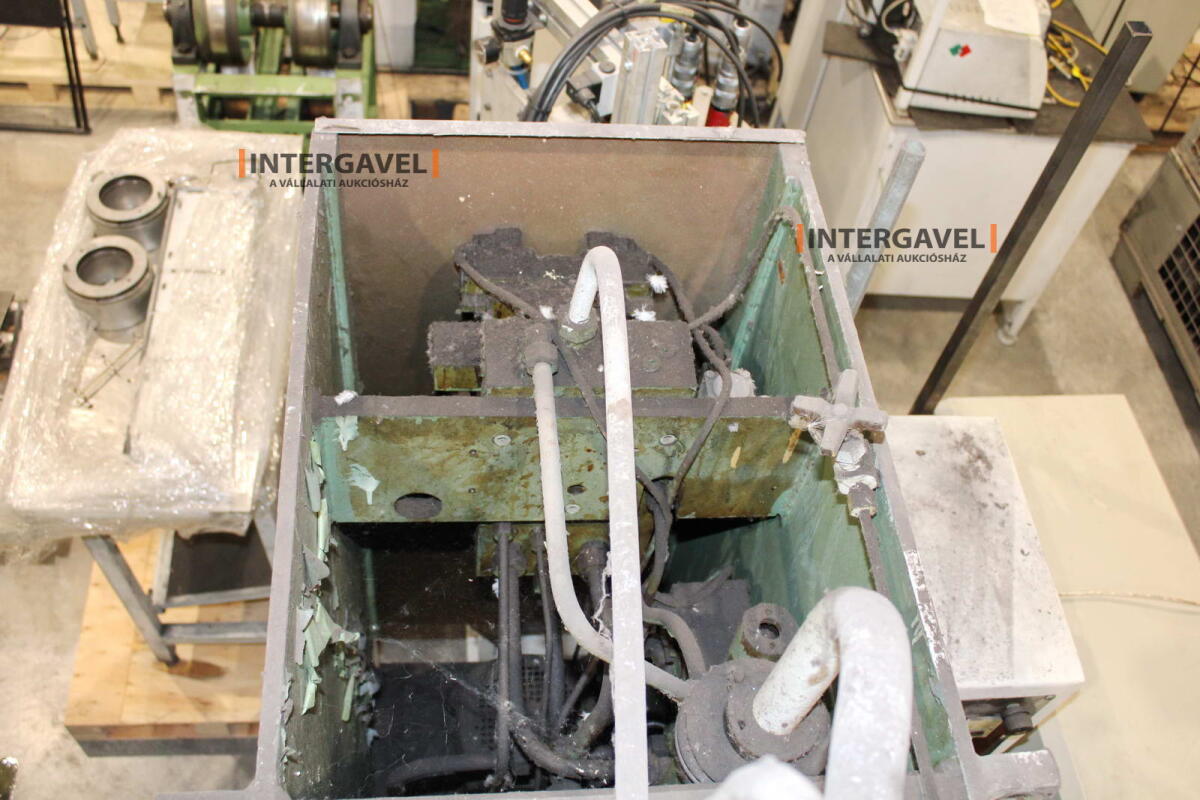 Hidraulikus prés - VEB, PYE 10 S1 11