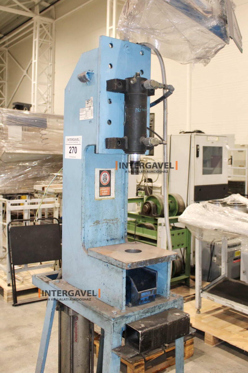 Hidropneumatikus prés